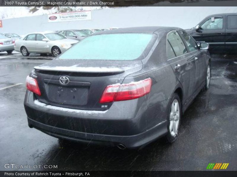 Magnetic Gray Metallic / Dark Charcoal 2007 Toyota Camry SE