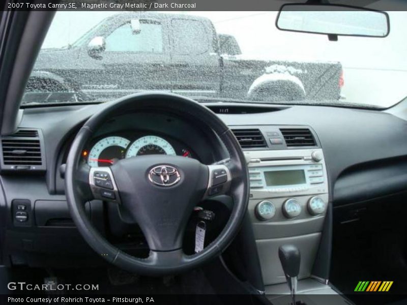 Magnetic Gray Metallic / Dark Charcoal 2007 Toyota Camry SE