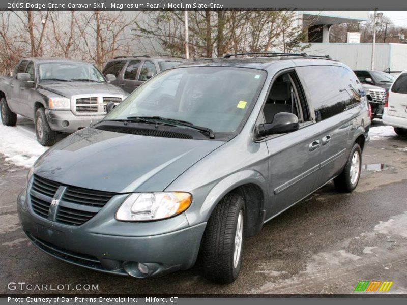 Magnesium Pearl / Medium Slate Gray 2005 Dodge Grand Caravan SXT