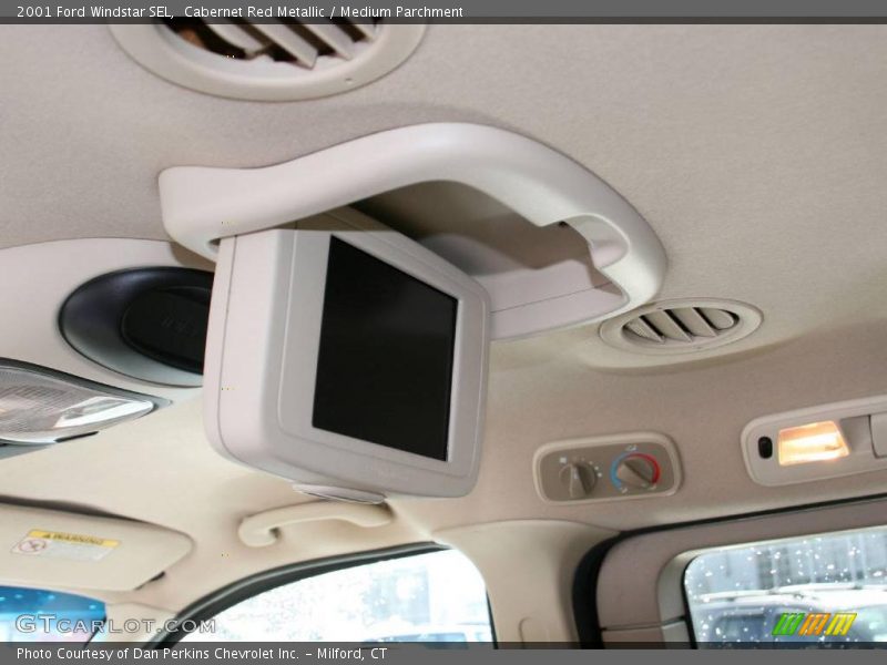 Cabernet Red Metallic / Medium Parchment 2001 Ford Windstar SEL
