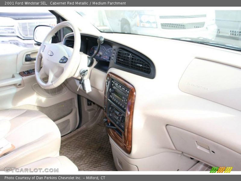 Cabernet Red Metallic / Medium Parchment 2001 Ford Windstar SEL