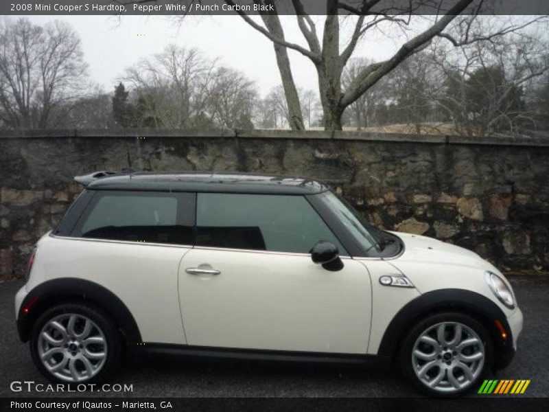 Pepper White / Punch Carbon Black 2008 Mini Cooper S Hardtop