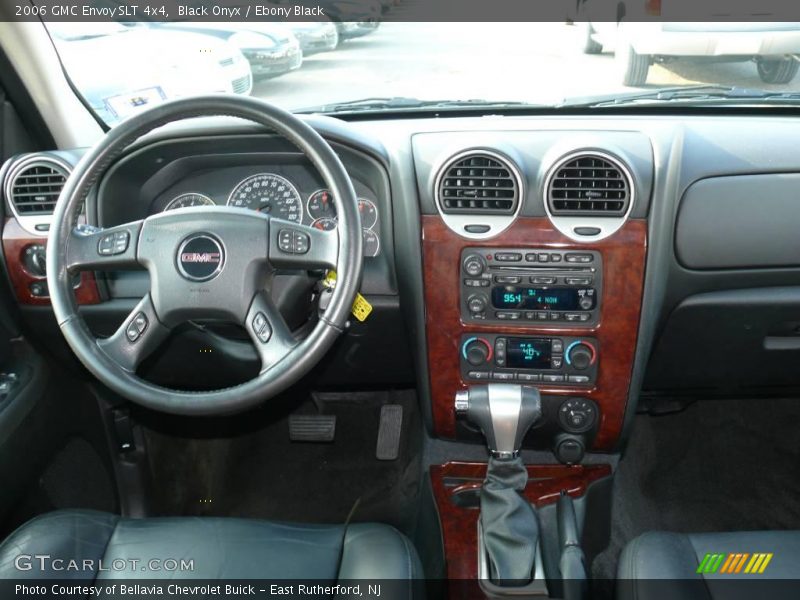 Black Onyx / Ebony Black 2006 GMC Envoy SLT 4x4