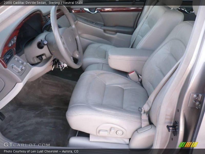 Sterling / Neutral Shale 2000 Cadillac DeVille Sedan