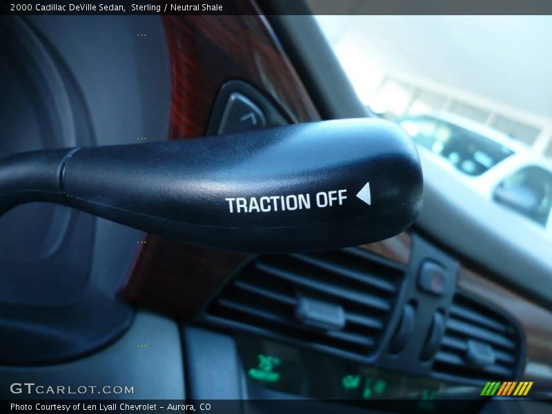 Sterling / Neutral Shale 2000 Cadillac DeVille Sedan