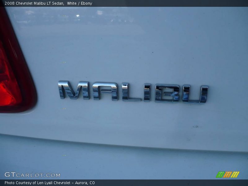 White / Ebony 2008 Chevrolet Malibu LT Sedan