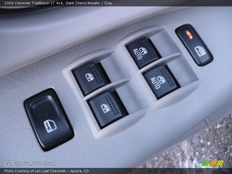 Dark Cherry Metallic / Gray 2009 Chevrolet TrailBlazer LT 4x4