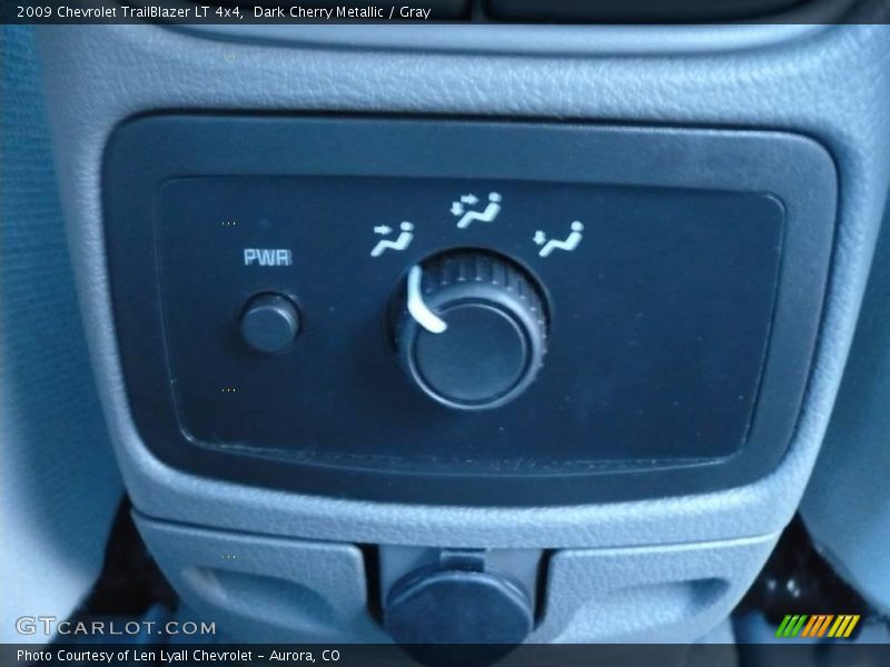 Dark Cherry Metallic / Gray 2009 Chevrolet TrailBlazer LT 4x4