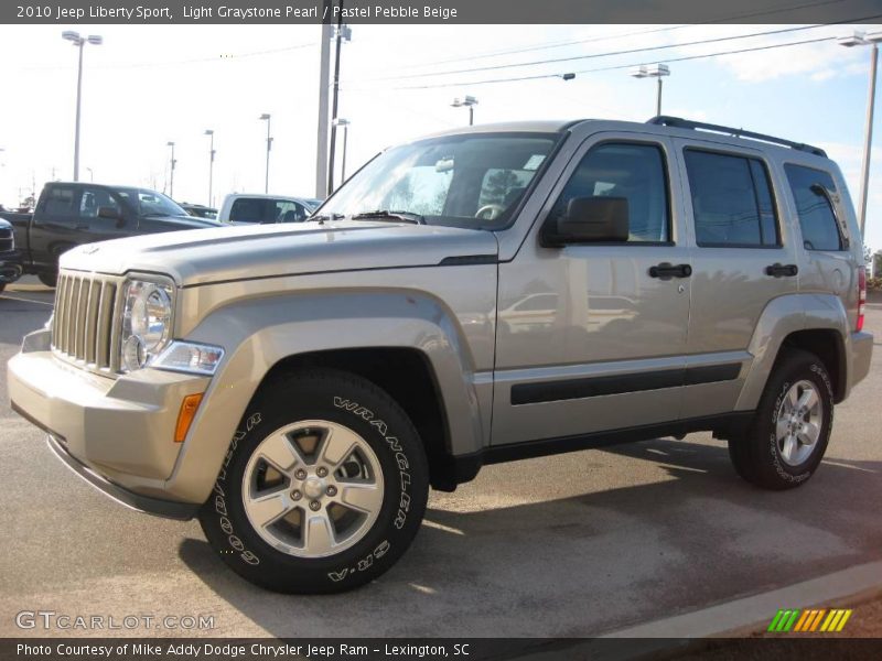 Light Graystone Pearl / Pastel Pebble Beige 2010 Jeep Liberty Sport