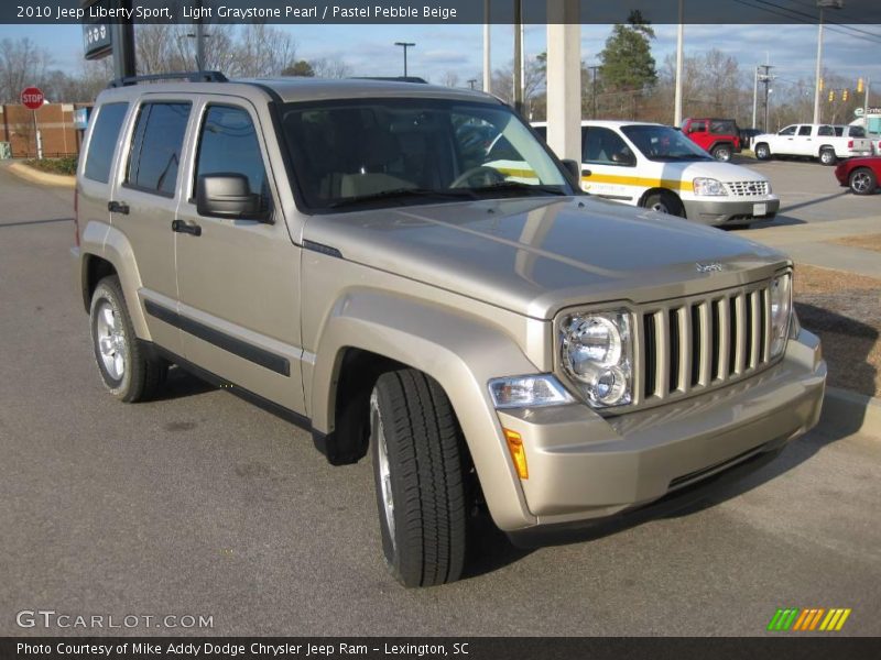 Light Graystone Pearl / Pastel Pebble Beige 2010 Jeep Liberty Sport