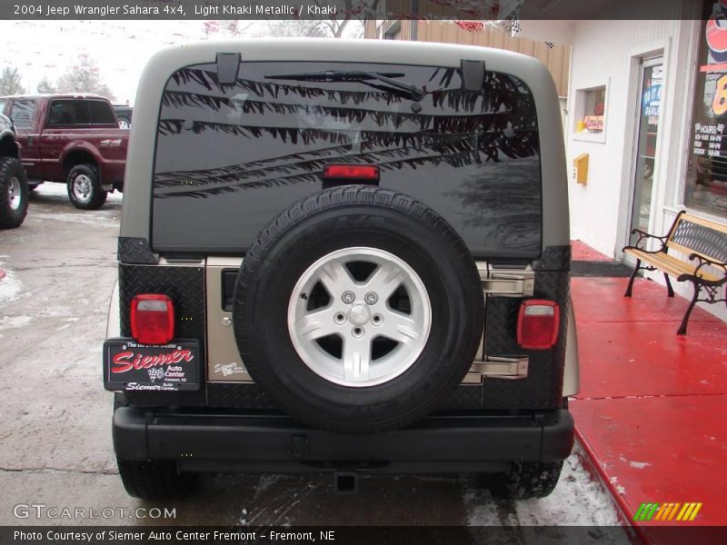 Light Khaki Metallic / Khaki 2004 Jeep Wrangler Sahara 4x4