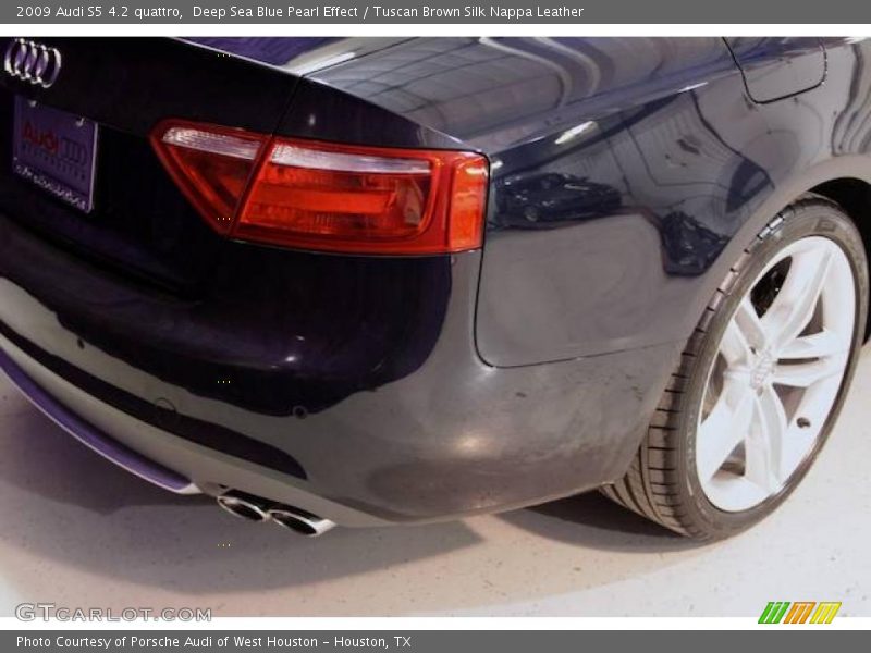 Deep Sea Blue Pearl Effect / Tuscan Brown Silk Nappa Leather 2009 Audi S5 4.2 quattro