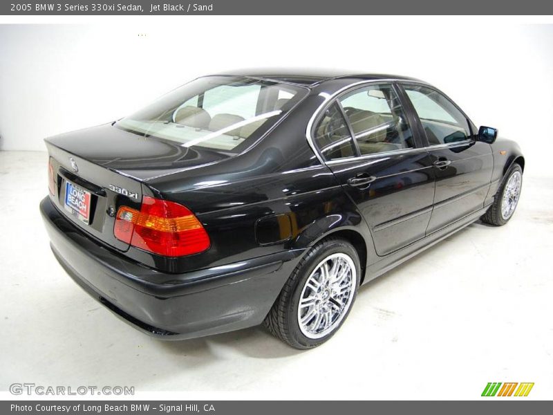 Jet Black / Sand 2005 BMW 3 Series 330xi Sedan