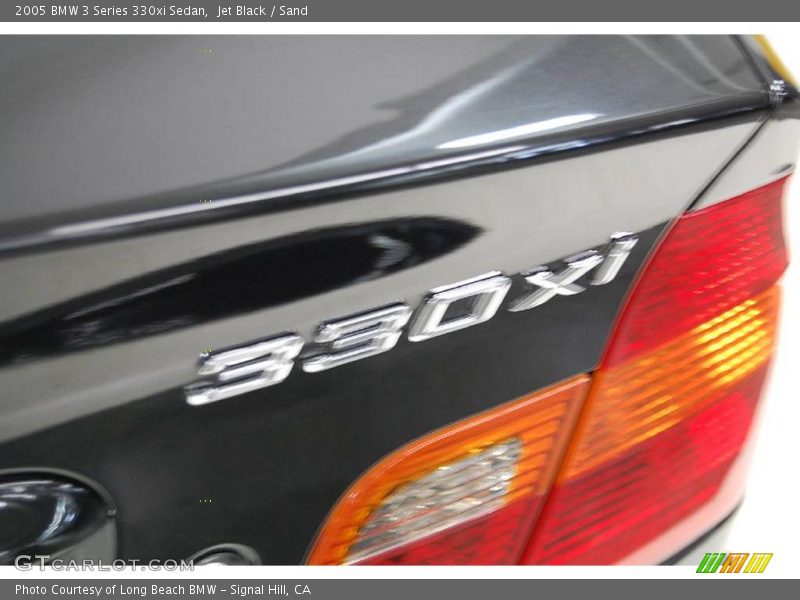 Jet Black / Sand 2005 BMW 3 Series 330xi Sedan