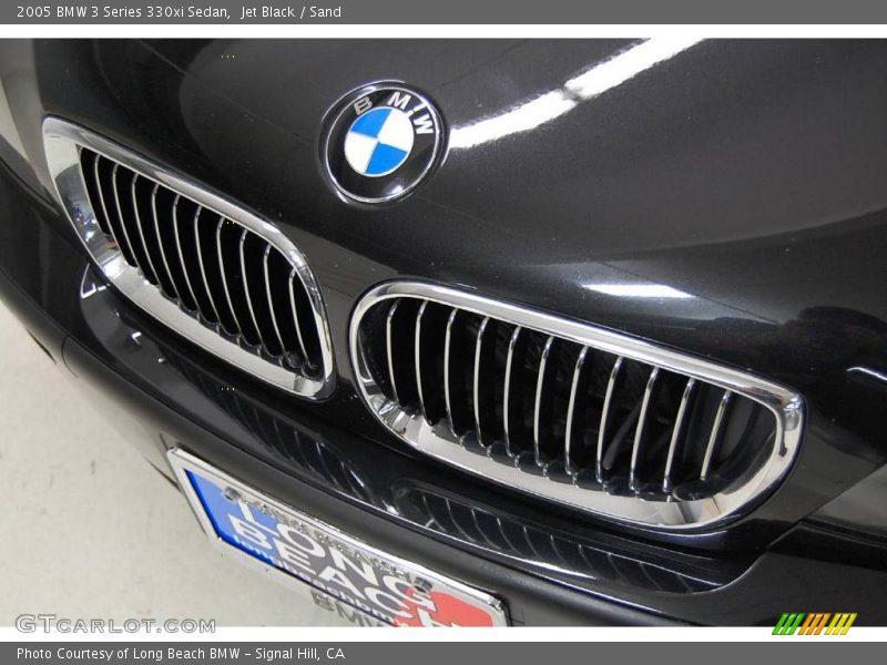 Jet Black / Sand 2005 BMW 3 Series 330xi Sedan