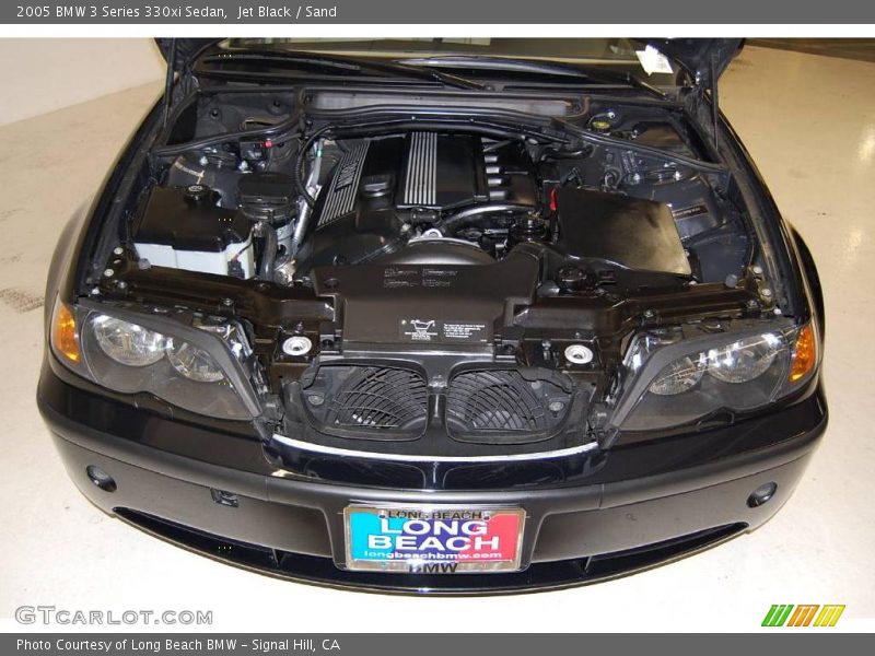 Jet Black / Sand 2005 BMW 3 Series 330xi Sedan