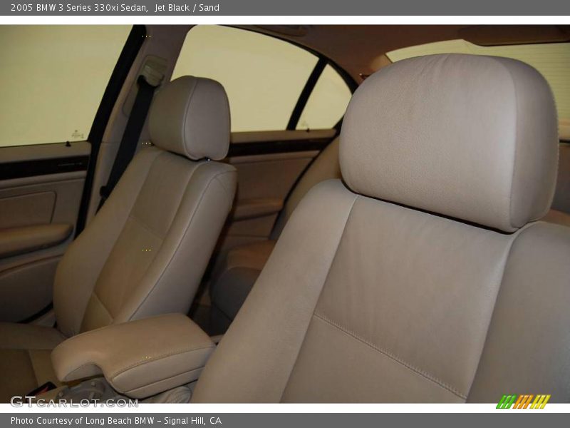 Jet Black / Sand 2005 BMW 3 Series 330xi Sedan