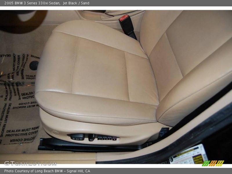 Jet Black / Sand 2005 BMW 3 Series 330xi Sedan
