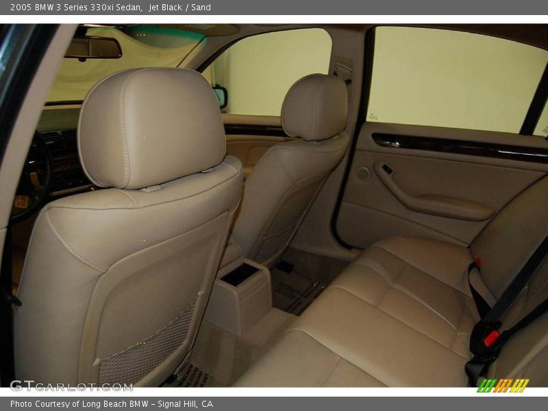 Jet Black / Sand 2005 BMW 3 Series 330xi Sedan