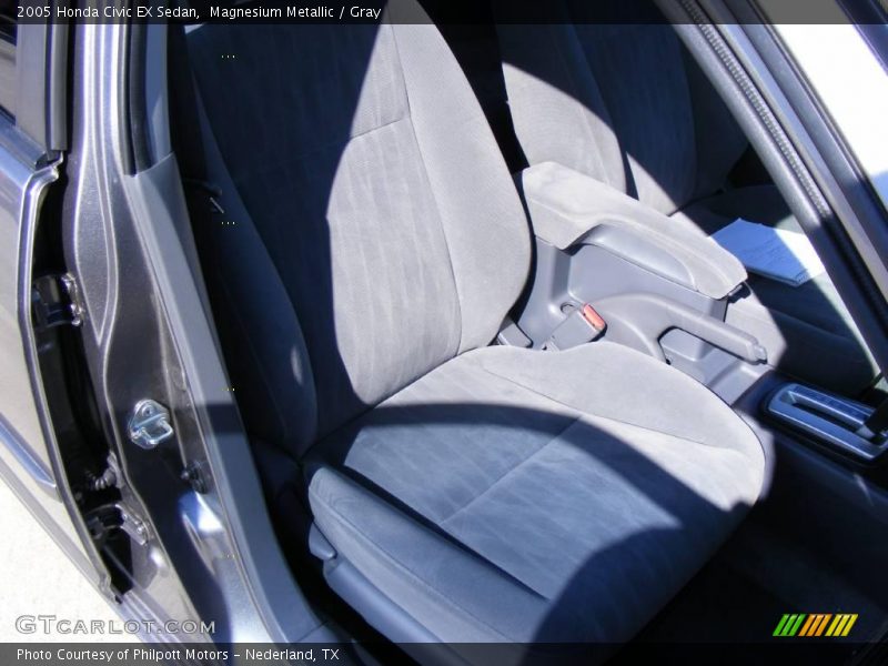 Magnesium Metallic / Gray 2005 Honda Civic EX Sedan