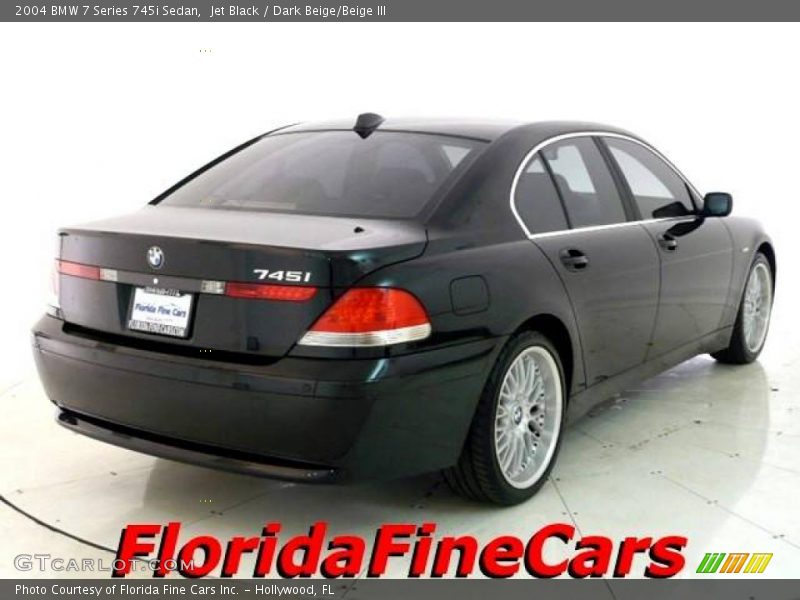 Jet Black / Dark Beige/Beige III 2004 BMW 7 Series 745i Sedan