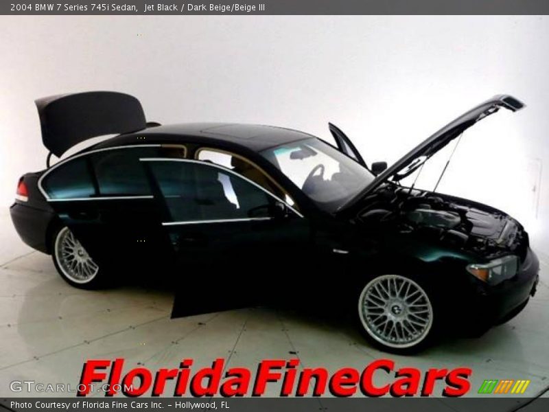 Jet Black / Dark Beige/Beige III 2004 BMW 7 Series 745i Sedan
