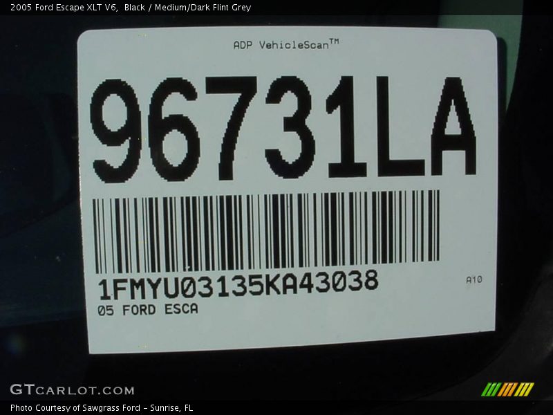 Black / Medium/Dark Flint Grey 2005 Ford Escape XLT V6