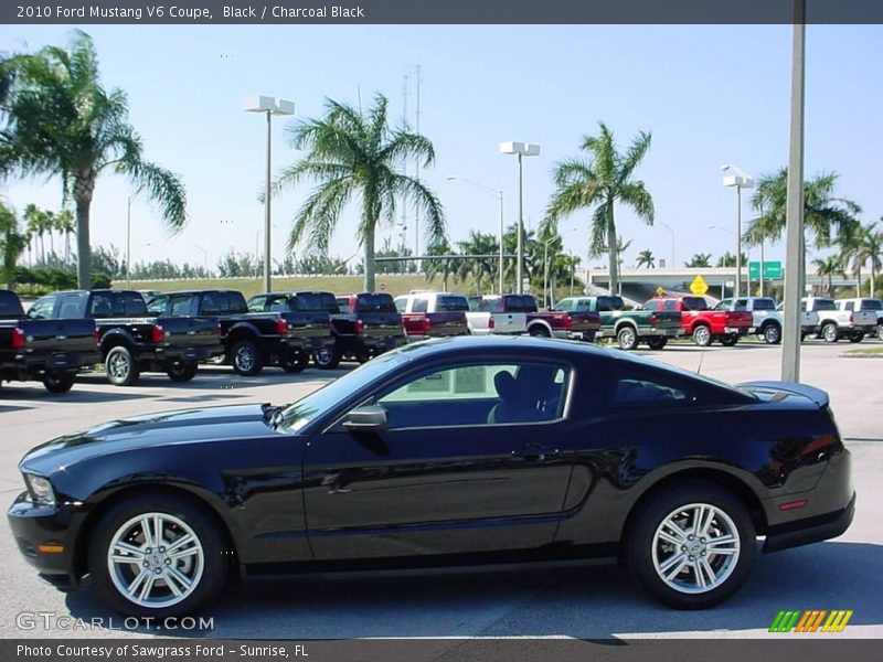Black / Charcoal Black 2010 Ford Mustang V6 Coupe