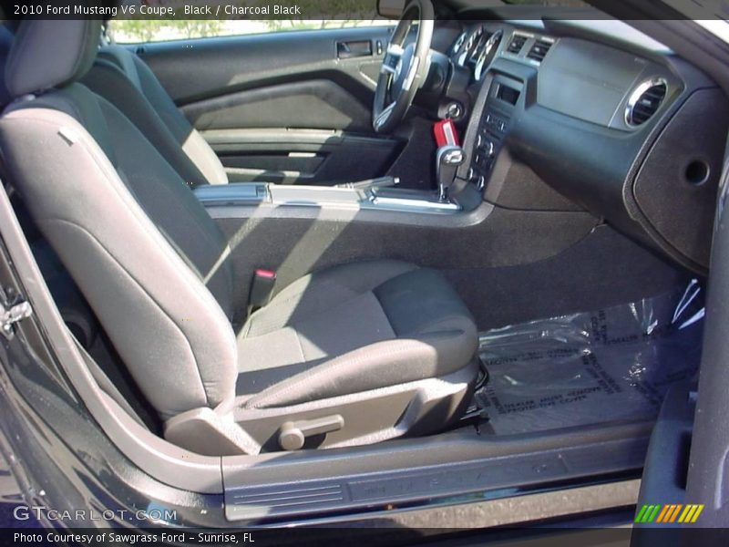 Black / Charcoal Black 2010 Ford Mustang V6 Coupe