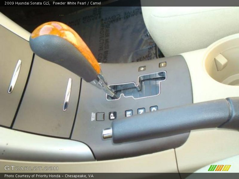 Powder White Pearl / Camel 2009 Hyundai Sonata GLS