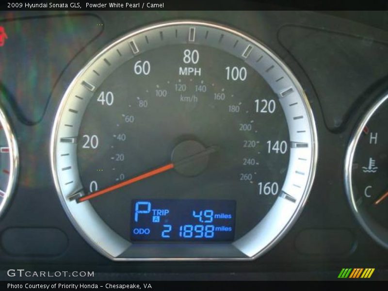 Powder White Pearl / Camel 2009 Hyundai Sonata GLS