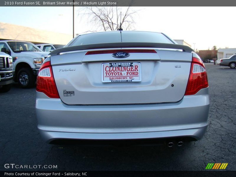 Brilliant Silver Metallic / Medium Light Stone 2010 Ford Fusion SE