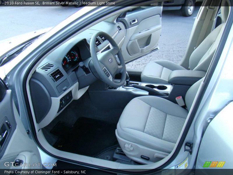Brilliant Silver Metallic / Medium Light Stone 2010 Ford Fusion SE