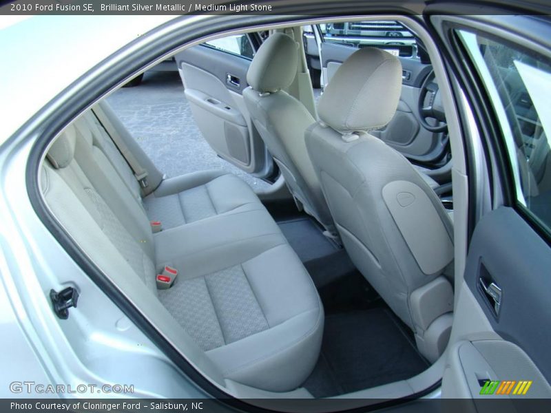 Brilliant Silver Metallic / Medium Light Stone 2010 Ford Fusion SE