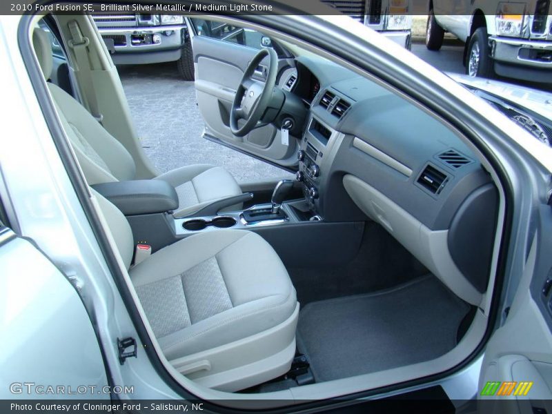 Brilliant Silver Metallic / Medium Light Stone 2010 Ford Fusion SE