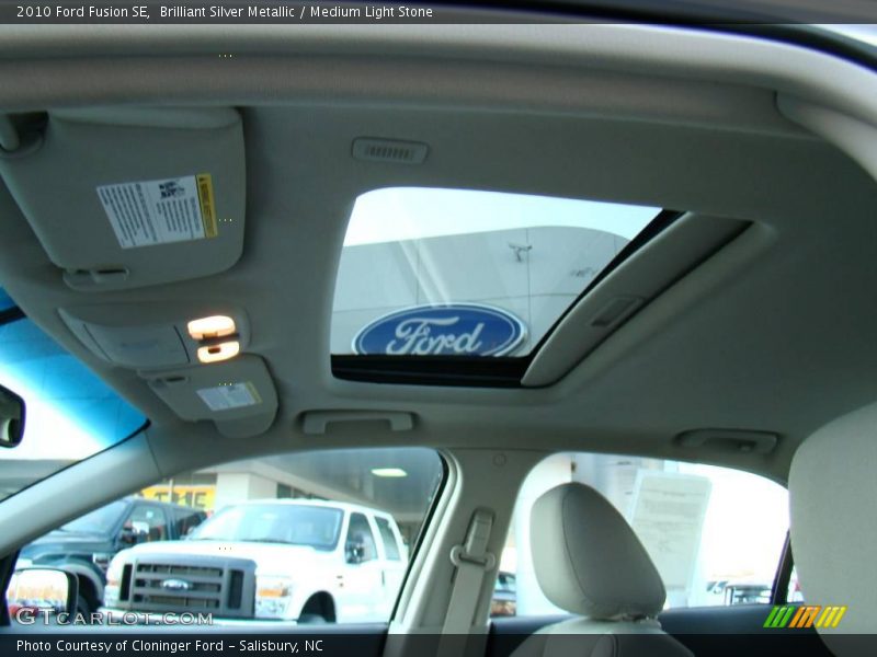 Brilliant Silver Metallic / Medium Light Stone 2010 Ford Fusion SE