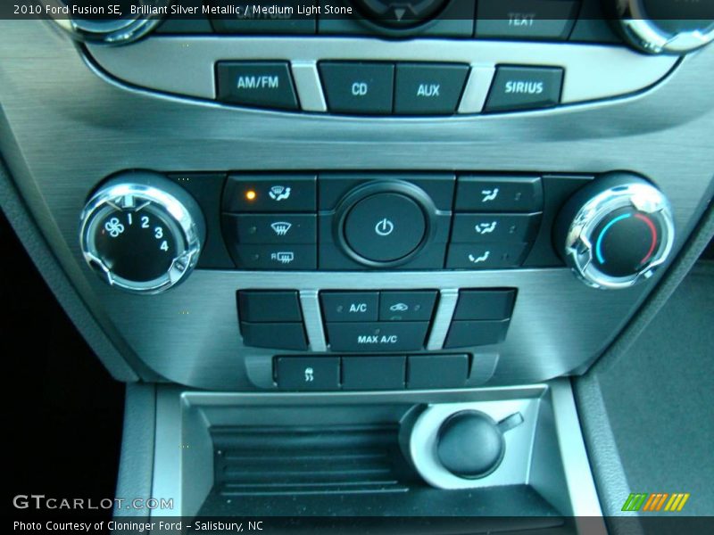 Brilliant Silver Metallic / Medium Light Stone 2010 Ford Fusion SE