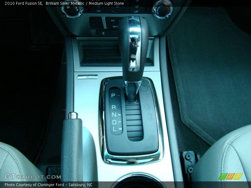 Brilliant Silver Metallic / Medium Light Stone 2010 Ford Fusion SE