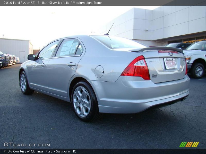 Brilliant Silver Metallic / Medium Light Stone 2010 Ford Fusion SE
