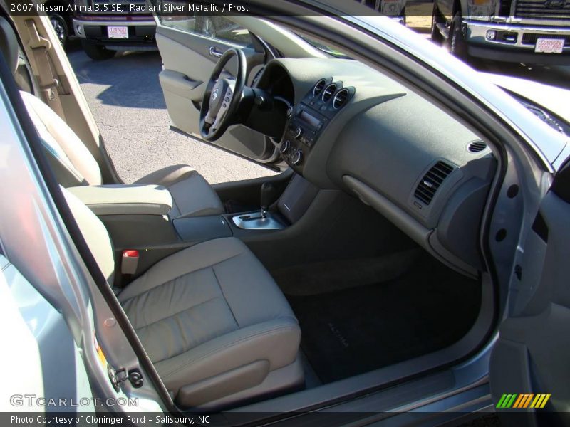 Radiant Silver Metallic / Frost 2007 Nissan Altima 3.5 SE