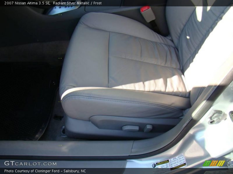 Radiant Silver Metallic / Frost 2007 Nissan Altima 3.5 SE