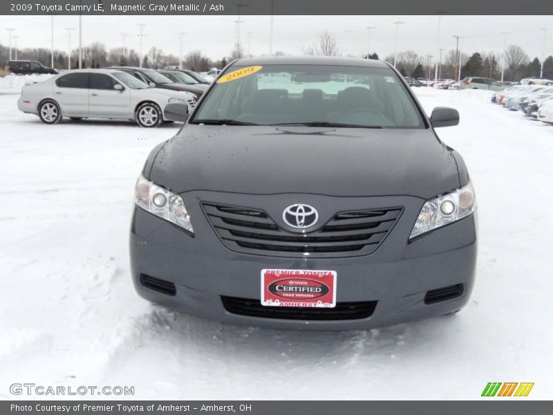 Magnetic Gray Metallic / Ash 2009 Toyota Camry LE