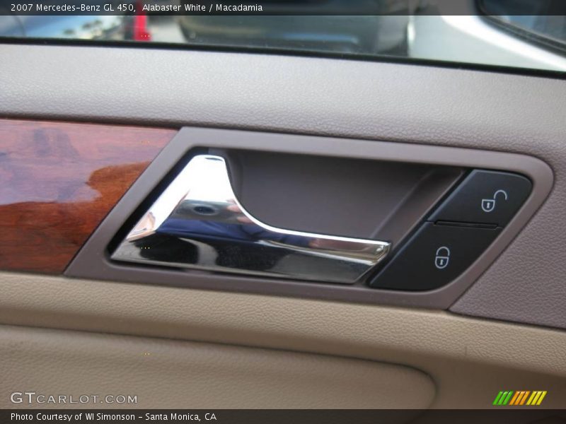 Alabaster White / Macadamia 2007 Mercedes-Benz GL 450