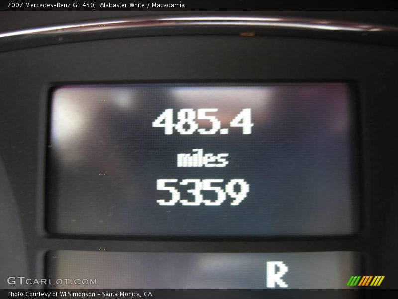 Alabaster White / Macadamia 2007 Mercedes-Benz GL 450