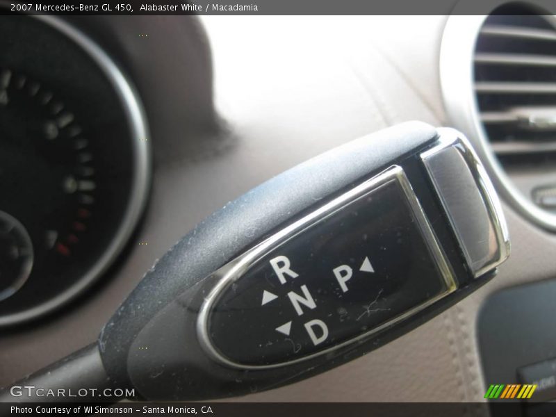 Alabaster White / Macadamia 2007 Mercedes-Benz GL 450