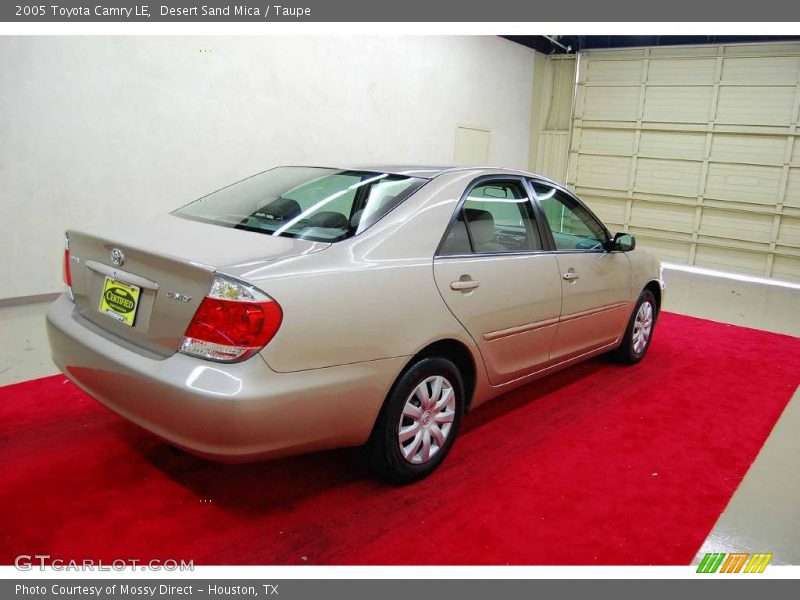 Desert Sand Mica / Taupe 2005 Toyota Camry LE