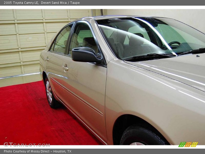 Desert Sand Mica / Taupe 2005 Toyota Camry LE