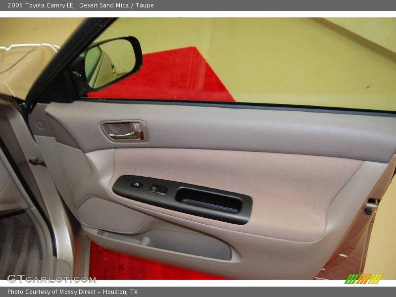 Desert Sand Mica / Taupe 2005 Toyota Camry LE