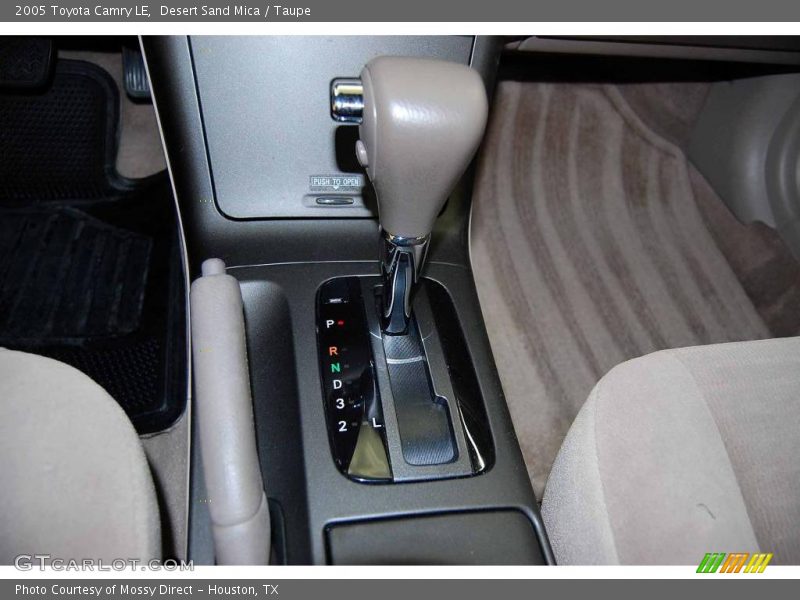 Desert Sand Mica / Taupe 2005 Toyota Camry LE
