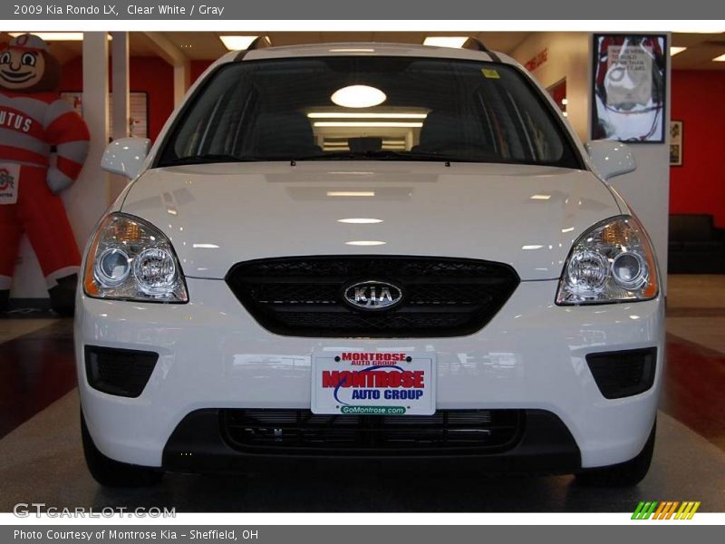 Clear White / Gray 2009 Kia Rondo LX